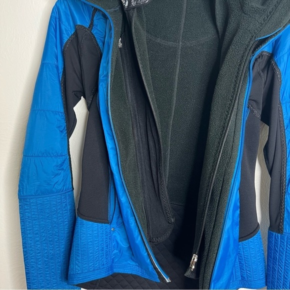 Lululemon Run Blue Black Long Sleeve Zip Front Quilted Bundle Up Jacket Size S - Picture 11 of 15